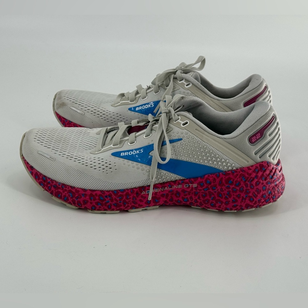 Brooks Adrenaline GTS 22 Women’s 11
